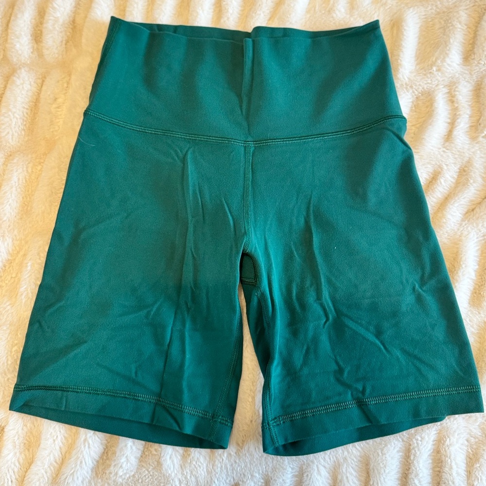 Aritzia TNAction Bike Shorts